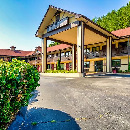 Red Roof Inn Хелън Екстериор снимка