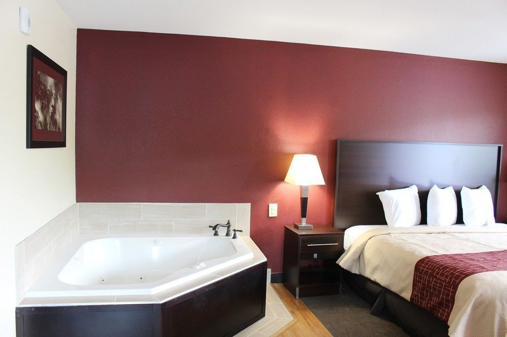 Red Roof Inn Хелън Екстериор снимка